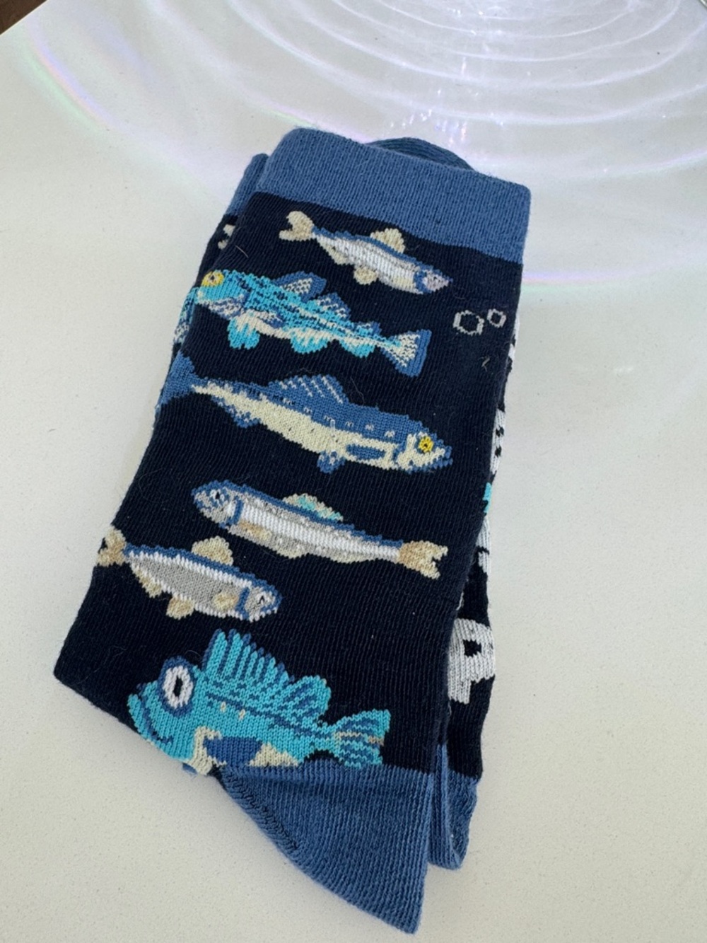 Men's Novelty Fish Crew Socks - Navy and Blue